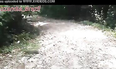 Alex Lima e Na: Sexo Outdoor na Piscina no Guarujá