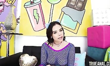 Violet Starr's Massive Ass Gets Anal Creampie