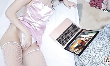 Bombshell Enjoys Lingerie While Watching Porn