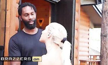Thicc Abella Danger Gets Rail Jizz-shotgunned by Scott Nails
