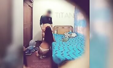 Retro Hidden Cam: College Study Session Turns Into a Blowjob and Handjob