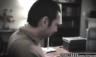 Office Woman Gets Hardcore Sex With Her Boss