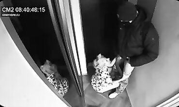 Postal Worker Catches Wife's Hotwife BJ