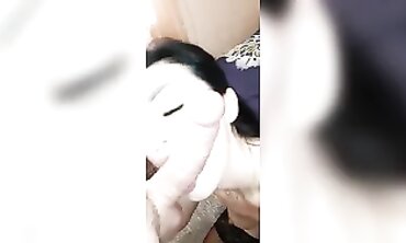 Реальный анальный секс с финалом внутри