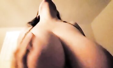 Real MILF Couple: Rough Blowjob & Hardcore Vaginal Sex