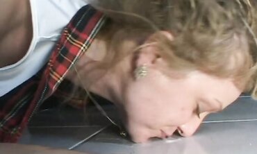 Jessica Dee Likes Being Bait