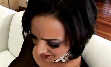 Presley Maddox Is A Pervy Mega-Bitch