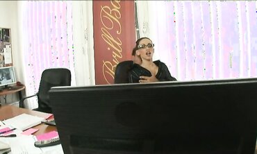 Mya Diamond Is A Mischievous Assistant