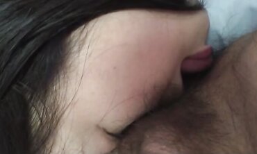 Chinese Plumper Rica Never Gets Up Off Her Back When Getting Banged