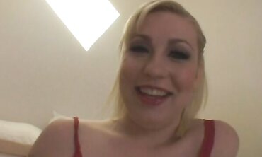 Pallid Damsel Page Loves Some Jummy Candy And Then Some Even Sweeter Fuck-Stick