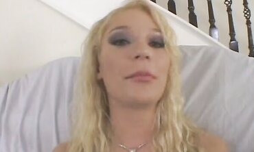 Aurora Snow's A Whorish Ash-Blonde With Lil Udders And A Torrid Jaws To Deep-Throat Spunk-Pump