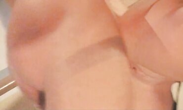Facial Cumshot Jizz Shot, Clean-Shaved Cooter, One on One, Tights