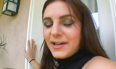 Ariana Jollee Exposed
