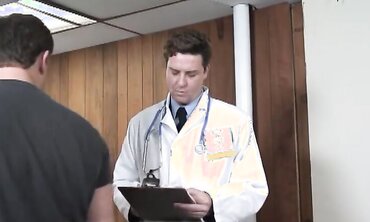 Kneeing The Doc