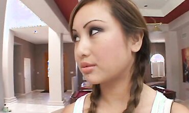 Tia Tanaka Is Guiltless