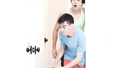 Ebony MILF Jordi & Ricky: Interracial Threesome with Creampie