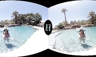 Veronica Valentine Gets Fucked in the Pool VR