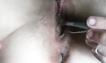 Willamina Giddons Enjoys Urethral Sounding and Anal Play