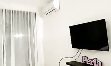 Perla Lopez y su amigo me llaman para reparar