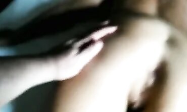 Tanned PHAT Ass White Girl Exercises for Anal Handjob and Facial