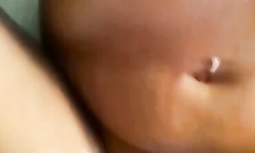 Tanned PHAT Ass White Girl Exercises for Anal Handjob and Facial
