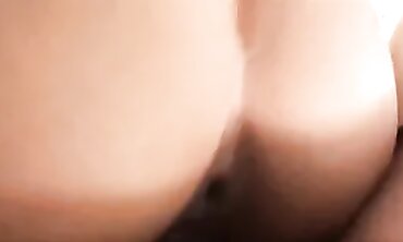 POV Close-Up: Amateur Babe Gets Nutted