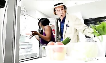 Ebony Mystique Gets Stuck In Steve Holmes' Ass