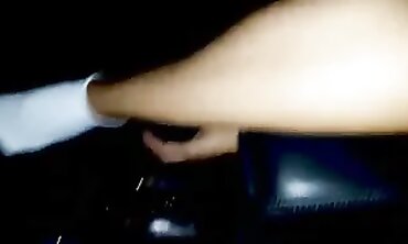 Italian Amateur Blowjob and Handjob in a Park