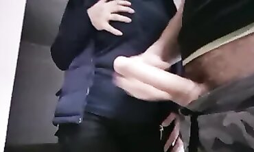Amateur Boy Flashes Huge Cock to Hot Bimbo