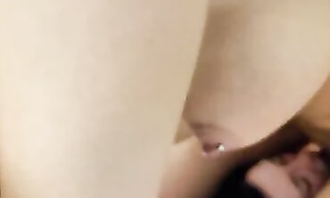 Mandyyymarie Gets Railed in the Face During a Stepbrother Threesome