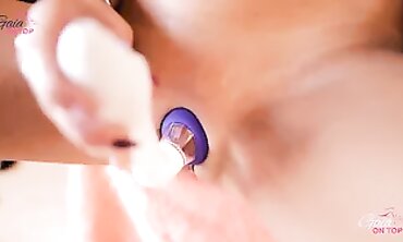 Gaia On Top: Solo Squirting with Glass Flog and Pumping Toys