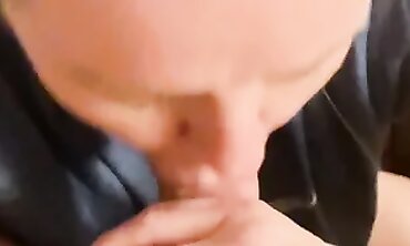 PHAT ASS White Hotwife Cheats on Her Fiance