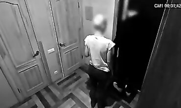 Hotwife MILF Cheats With Neighbor Plumber on Secret Webcam