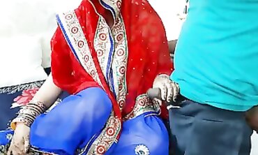 दुल्हन अवनी को लालच देकर ससुर ने चुत को पेल दिया
