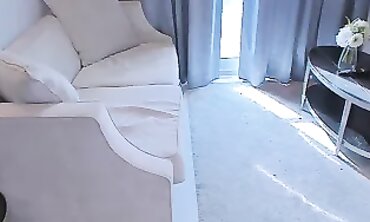 Sophie Summers XXX: Busty Redhead Milf Solo Webcam Dance