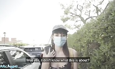Spanish Agent Caomei Goes Maskless for an Outdoor Blowjob