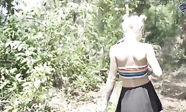 Karneli Bandi Gets A Facial In The Woods