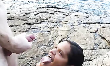 Bare And Afraid Porno . Brazil. Paty Butt - Russo Porno