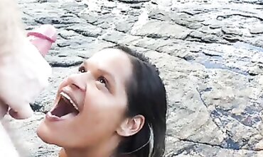 Bare And Afraid Porno . Brazil. Paty Butt - Russo Porno