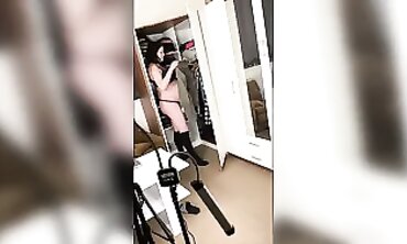 Pregnant Shione Cooper Tries On Clothes At Home