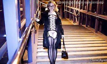 BBW Love Flashes in the Outdoors at a Parking Lot