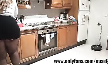 Stunning BBW Secretary with Huge Booty Caught in the Kitchen