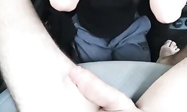 Real Married Lovers Get Anal Sex in the Backseat