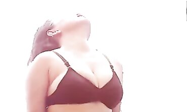 Nuru Web Series Episode 3: Indian Bhabhi Oil Massage