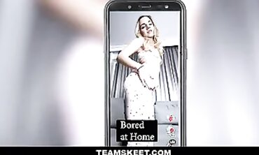 Mona Blue's Innocent TikTok Star Teases In Leggings