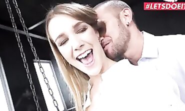Czech Stunner Alexis Crystal Takes Luca Ferrero's Cock Anal