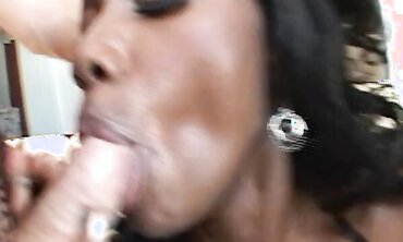 Nyomi Banxxx Is A Ratchet Cougar