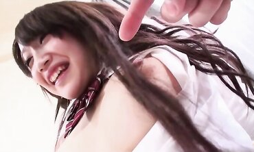 Timid Chinese Sweetheart Gets Her Gash Toyed With