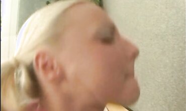 Engaged Ash-Blonde Co-Ed Veronika Opens Up For Super-Steamy Marathon Boink