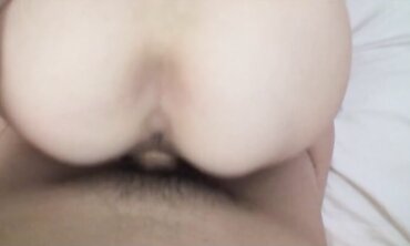 Mature Chinese dark-haired Nobuko Tachikawa came to the stud for coffee and got fuckfest
